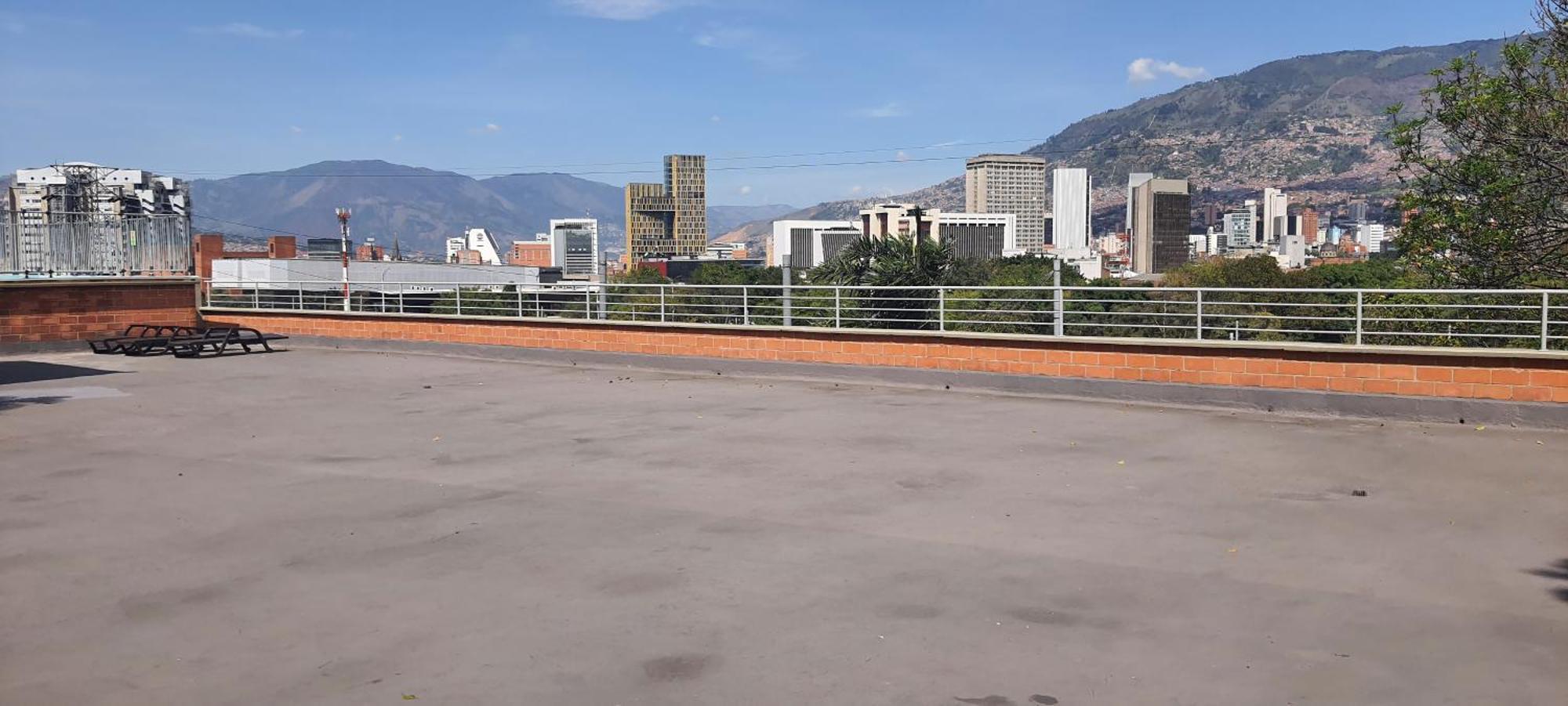 Apartamento Cerca A Plaza Mayor Medellín Esterno foto