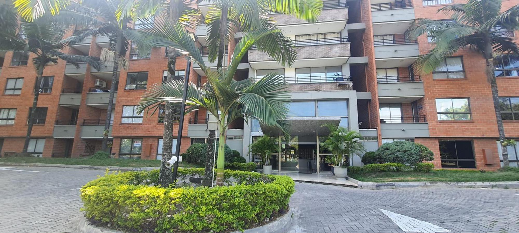 Apartamento Cerca A Plaza Mayor Medellín Esterno foto