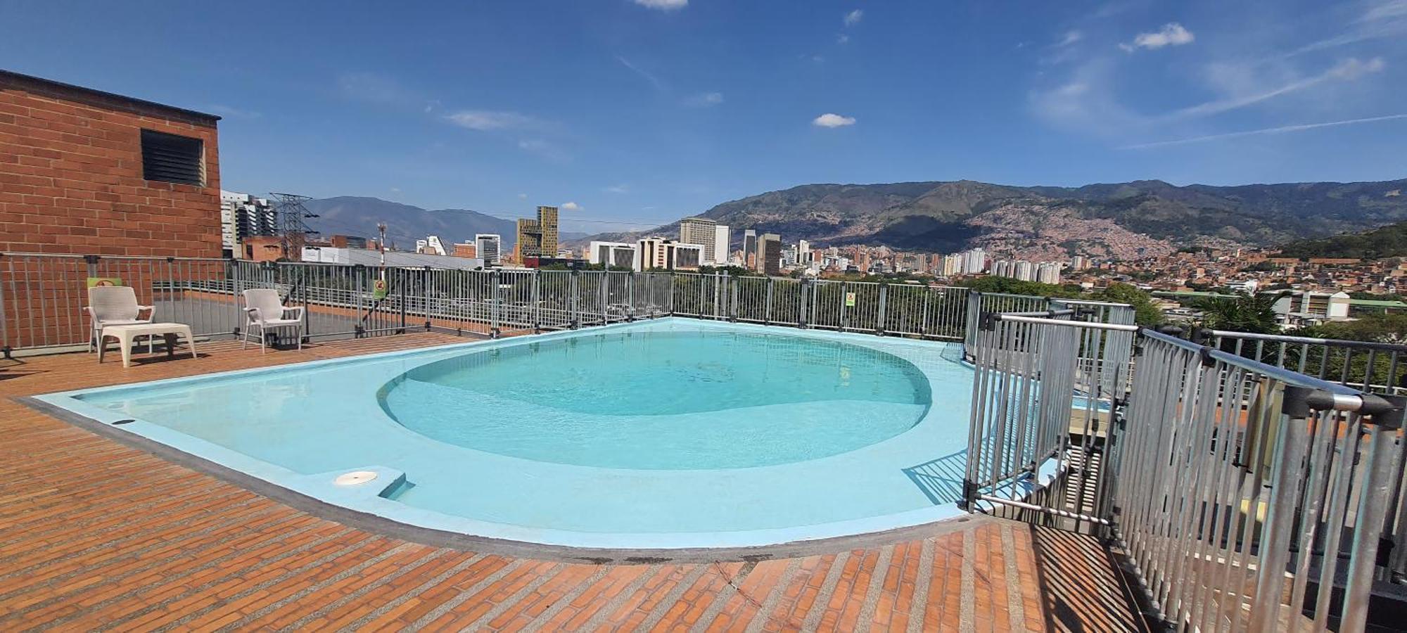 Apartamento Cerca A Plaza Mayor Medellín Esterno foto
